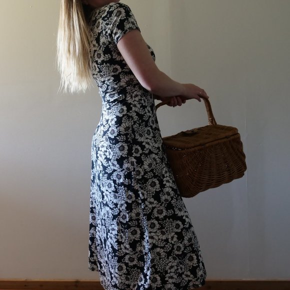 Womens Size M Floral Spring Midi Wrap Dress - Picture 6 of 10